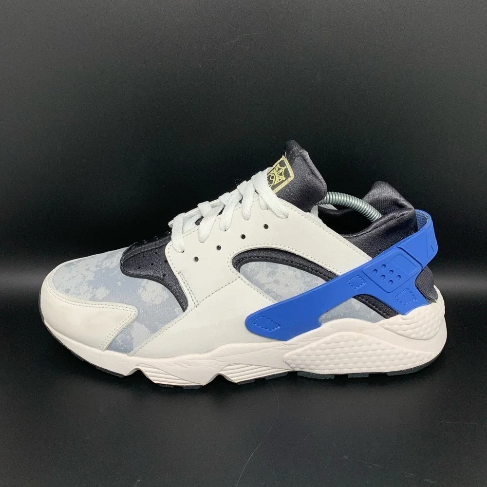 Nike Air Huarache Social FC White Blue Shoes DR0286-100 Men's Sz 12